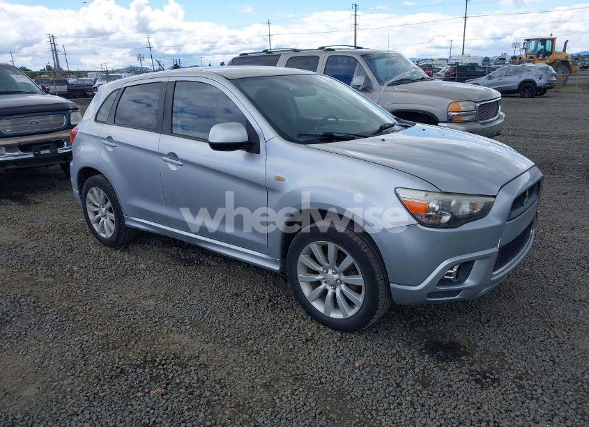 2011 Mitsubishi Outlander SPORT SE (VIN JA4AR4AUXBZ023927) main photo