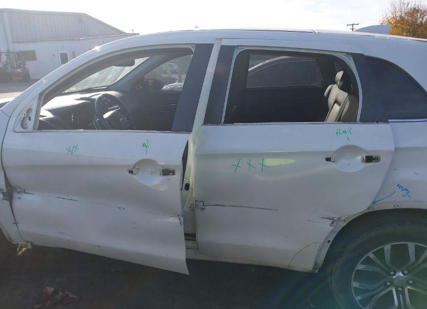 Photo 15 of 2017 Mitsubishi Outlander SPORT 2.4 GT (VIN JA4AR4AW4HZ064497)
