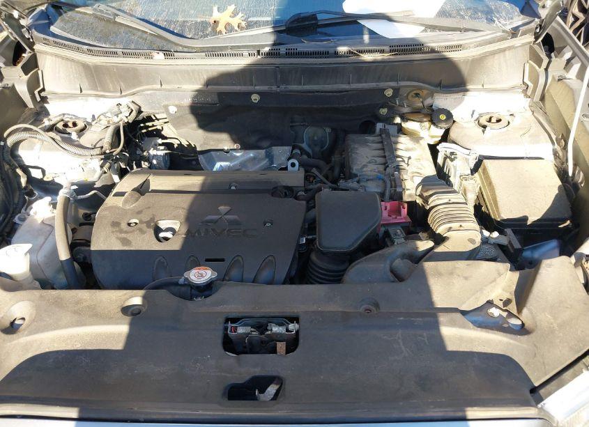 Photo 10 of 2016 Mitsubishi Outlander SPORT 2.4 SEL (VIN JA4AR4AW5GZ037193)