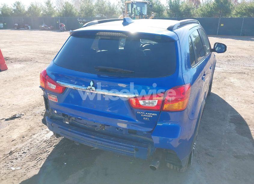 Photo 4 of 2018 Mitsubishi Outlander SPORT 2.4 SEL (VIN JA4AR4AW8JZ029421)