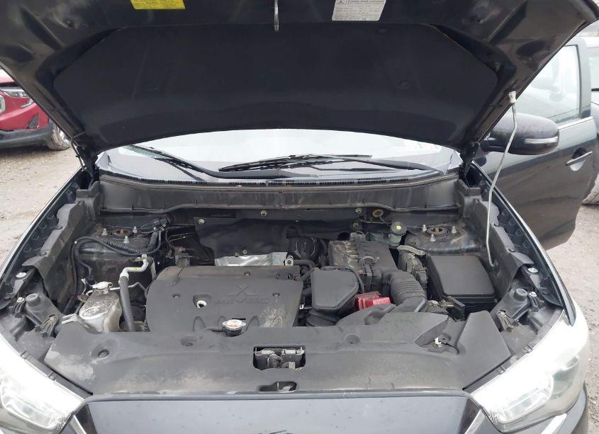 Photo 10 of 2016 Mitsubishi Outlander SPORT 2.4 SEL (VIN JA4AR4AW9GZ033809)