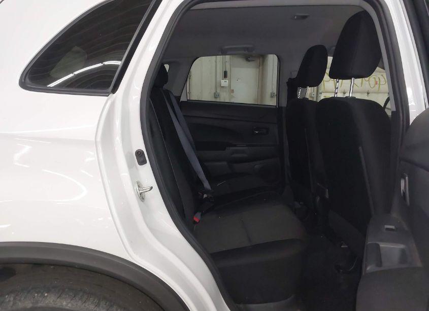 Photo 8 of 2021 Mitsubishi Outlander SPORT 2.0 ES (VIN JA4ARUAU0MU001063)