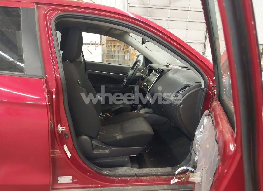 Photo 5 of 2021 Mitsubishi Outlander SPORT 2.0 BE /2.0 ES /2.0 LE /2.0 SE (VIN JA4ARUAU1MU001234)