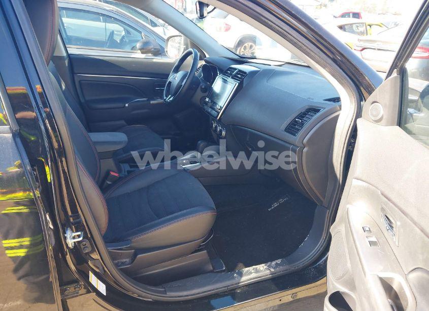 Photo 5 of 2022 Mitsubishi Outlander SPORT 2.0 BE /2.0 ES /2.0 LE /2.0 SE /2.0 SE SPECIAL EDITION (VIN JA4ARUAU1NU007164)