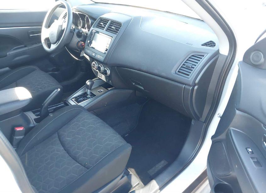 Photo 5 of 2024 Mitsubishi Outlander SPORT 2.0 ES AWC/2.0 LE AWC/2.0 RALLIART AWC/2.0 S AWC/2.0 SE AWC (VIN JA4ARUAU1RU008661)