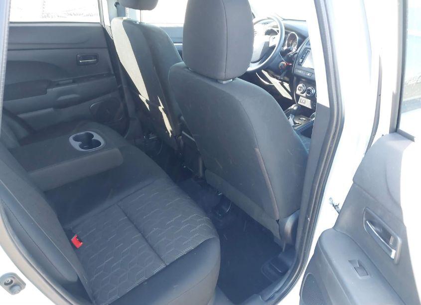 Photo 8 of 2024 Mitsubishi Outlander SPORT 2.0 ES AWC/2.0 LE AWC/2.0 RALLIART AWC/2.0 S AWC/2.0 SE AWC (VIN JA4ARUAU1RU008661)