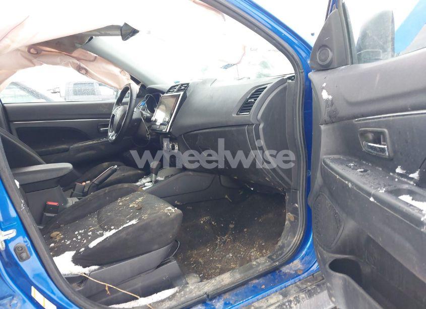 Photo 5 of 2021 Mitsubishi Outlander SPORT 2.0 BE AWC/2.0 ES AWC/2.0 LE AWC/2.0 SE AWC (VIN JA4ARUAU2MU003946)