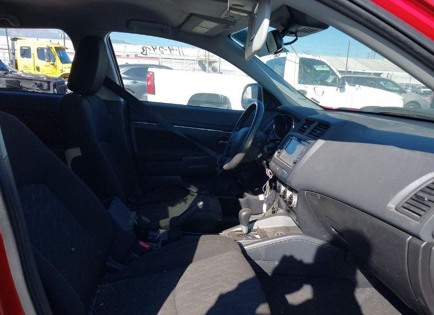 Photo 5 of 2022 Mitsubishi Outlander SPORT (VIN JA4ARUAU2NU021784)