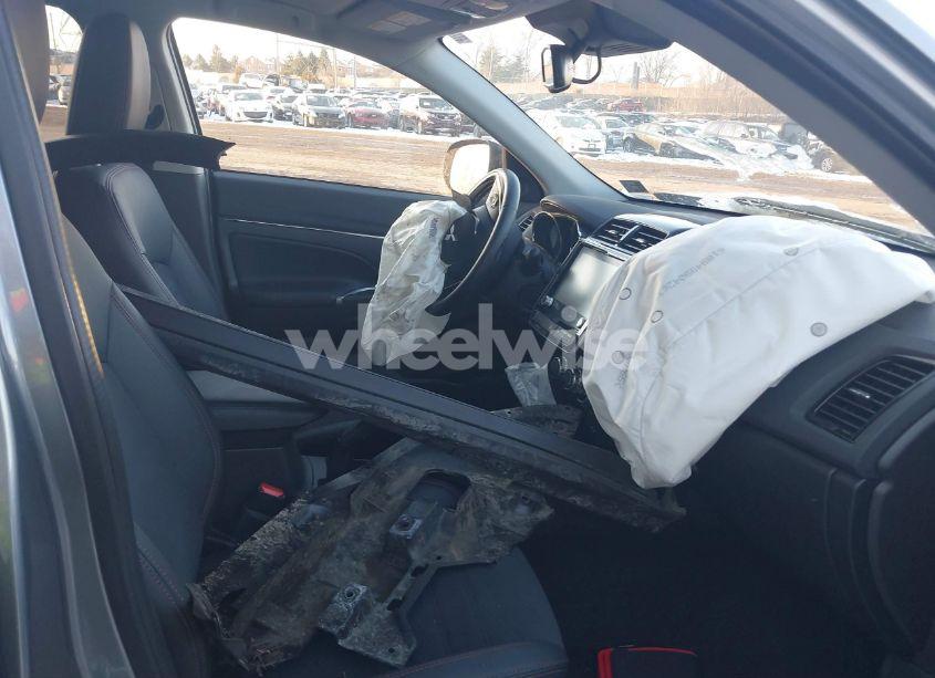 Photo 5 of 2023 Mitsubishi Outlander SPORT 2.0 SE AWC (VIN JA4ARUAU2PU011923)