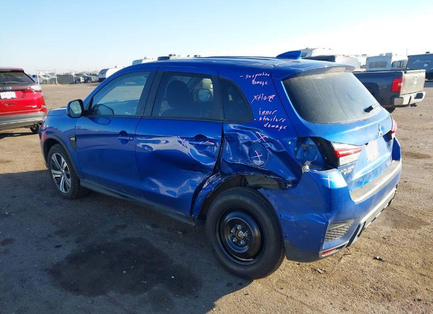 Photo 3 of 2021 Mitsubishi Outlander SPORT 2.0 ES (VIN JA4ARUAU3MU024269)