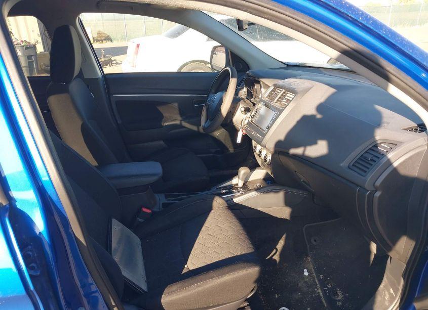 Photo 5 of 2021 Mitsubishi Outlander SPORT 2.0 ES (VIN JA4ARUAU3MU024269)