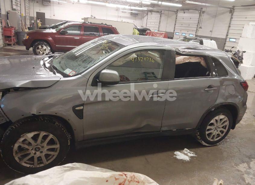 Photo 15 of 2022 Mitsubishi Outlander SPORT 2.0 BE AWC/2.0 ES AWC/2.0 LE AWC/2.0 SE AWC/2.0 SE SPECIAL EDITION AWC (VIN JA4ARUAU3NU018733)