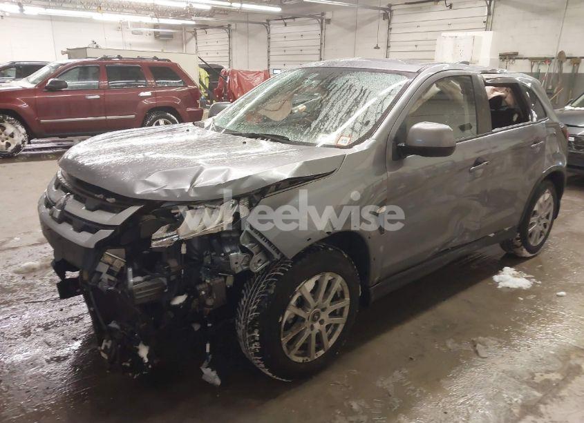 Photo 2 of 2022 Mitsubishi Outlander SPORT 2.0 BE AWC/2.0 ES AWC/2.0 LE AWC/2.0 SE AWC/2.0 SE SPECIAL EDITION AWC (VIN JA4ARUAU3NU018733)