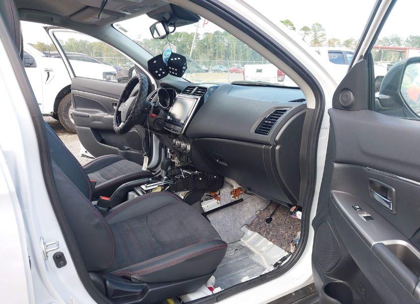 Photo 5 of 2023 Mitsubishi Outlander SPORT 2.0 SE AWC (VIN JA4ARUAU3PU009243)