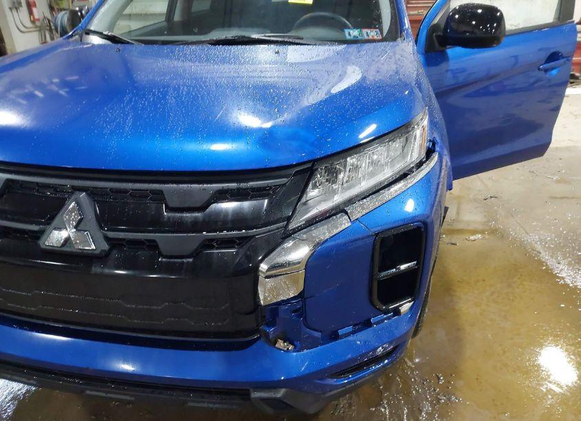 Photo 6 of 2024 Mitsubishi Outlander SPORT 2.0 LE (VIN JA4ARUAU3RU008449)