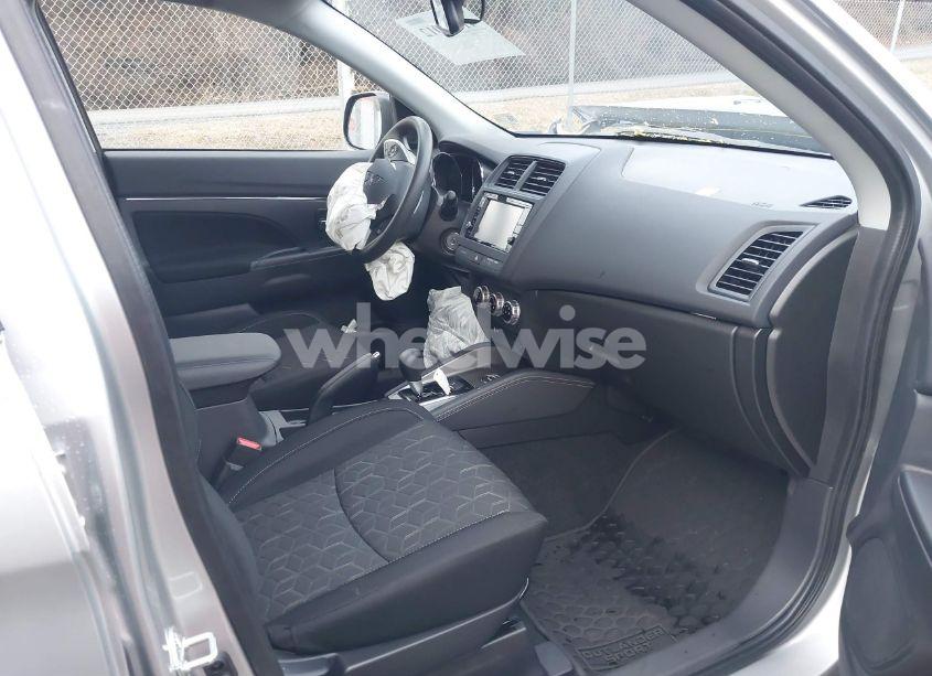 Photo 5 of 2024 Mitsubishi Outlander SPORT 2.0 ES /2.0 LE /2.0 RALLIART /2.0 S /2.0 SE /2.0 TRAIL EDITION /ES/LE/RALLIART/S/SE/TRAIL EDITION (VIN JA4ARUAU3RU018401)