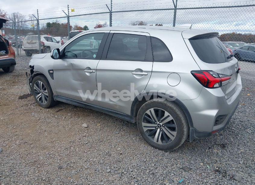 Photo 3 of 2022 Mitsubishi Outlander SPORT 2.0 ES (VIN JA4ARUAU4NU013086)