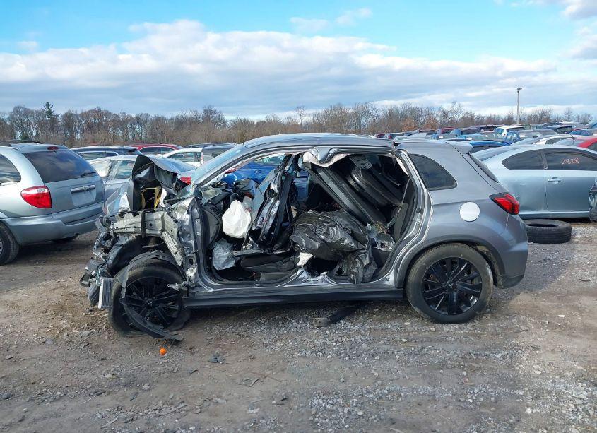 Photo 14 of 2023 Mitsubishi Outlander SPORT 2.0 LE (VIN JA4ARUAU4PU012488)