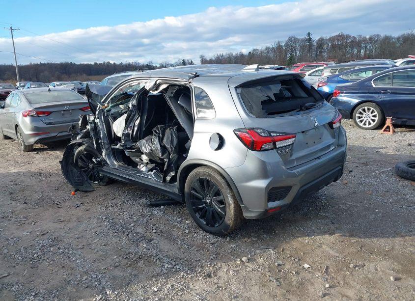 Photo 3 of 2023 Mitsubishi Outlander SPORT 2.0 LE (VIN JA4ARUAU4PU012488)