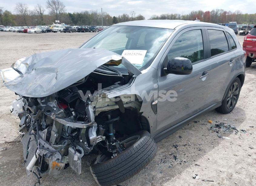 Photo 2 of 2024 Mitsubishi Outlander SPORT (VIN JA4ARUAU4RU017922)