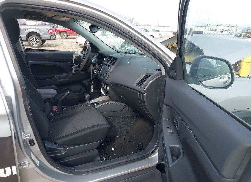 Photo 5 of 2021 Mitsubishi Outlander SPORT 2.0 BE AWC/2.0 ES AWC/2.0 LE AWC/2.0 SE AWC (VIN JA4ARUAU5MU021423)