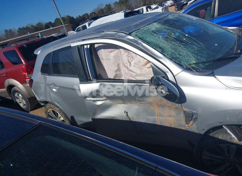 Photo 13 of 2021 Mitsubishi Outlander SPORT 2.0 BE AWC/2.0 ES AWC/2.0 LE AWC/2.0 SE AWC (VIN JA4ARUAU5MU031062)