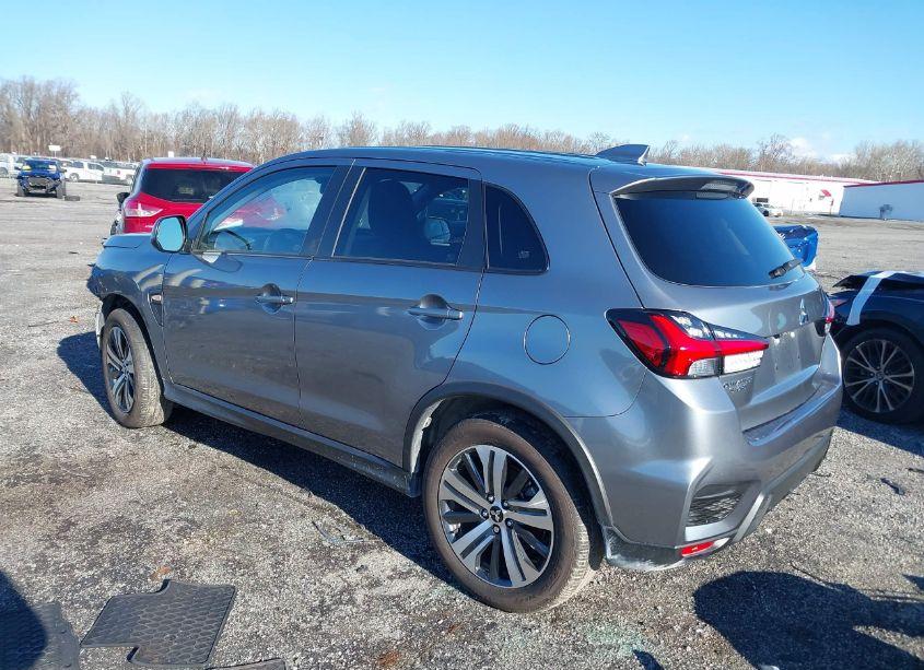 Photo 3 of 2023 Mitsubishi Outlander SPORT 2.0 ES (VIN JA4ARUAU5PU012273)