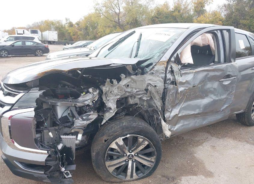 Photo 6 of 2023 Mitsubishi Outlander SPORT 2.0 ES /2.0 LE /2.0 RALLIART /2.0 S /2.0 SE (VIN JA4ARUAU5PU015741)