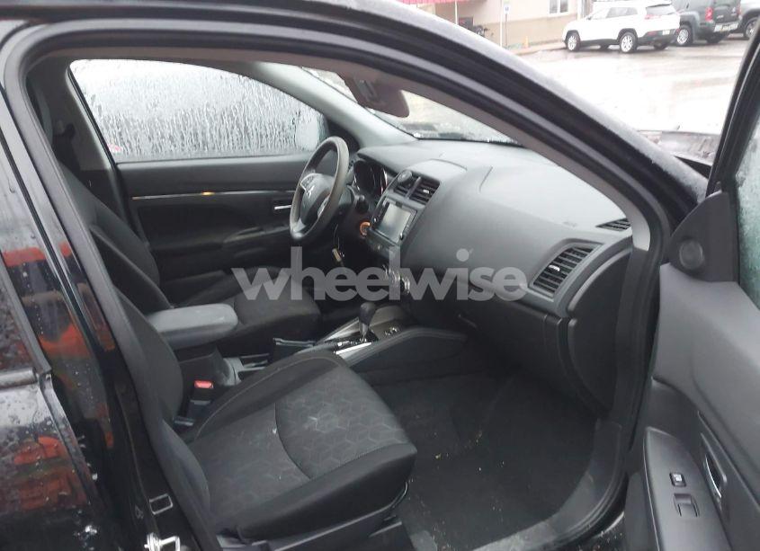 Photo 5 of 2021 Mitsubishi Outlander SPORT 2.0 BE AWC/2.0 ES AWC/2.0 LE AWC/2.0 SE AWC (VIN JA4ARUAU6MU012388)