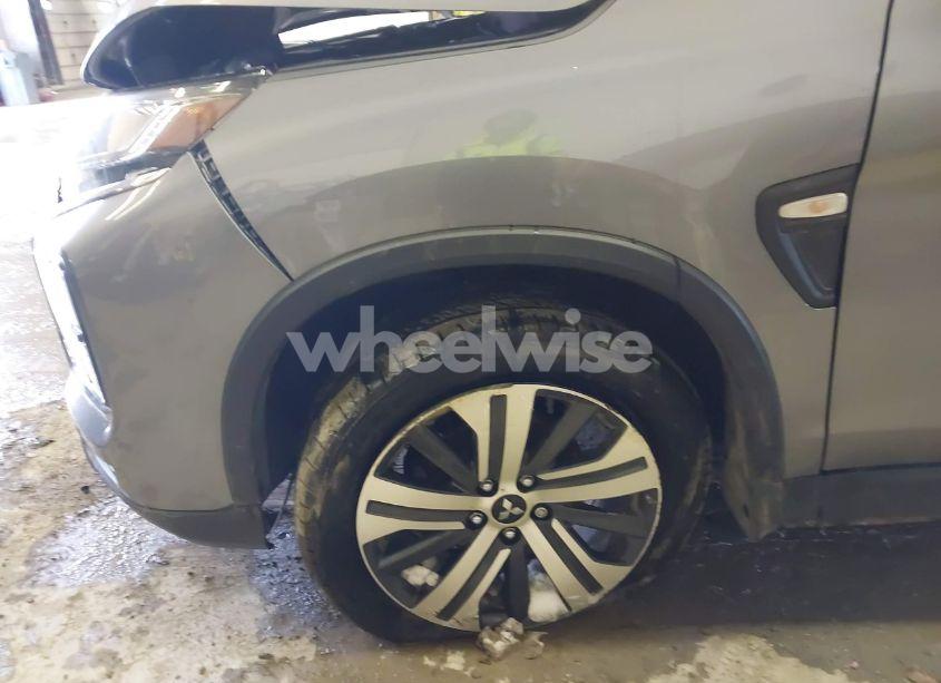 Photo 6 of 2021 Mitsubishi Outlander SPORT 2.0 BE AWC/2.0 ES AWC/2.0 LE AWC/2.0 SE AWC (VIN JA4ARUAU6MU030969)