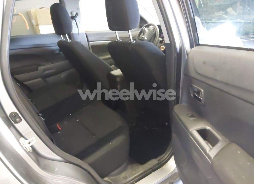 Photo 8 of 2021 Mitsubishi Outlander SPORT 2.0 BE AWC/2.0 ES AWC/2.0 LE AWC/2.0 SE AWC (VIN JA4ARUAU6MU030969)