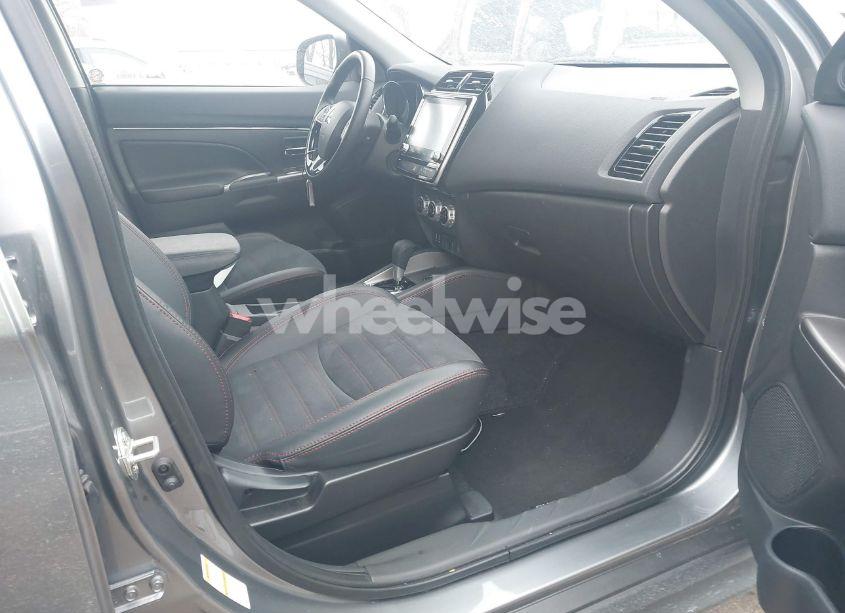 Photo 5 of 2024 Mitsubishi Outlander SPORT 2.0 ES AWC/2.0 RALLIART AWC/2.0 S AWC/ES/LE/RALLIART/S/SE/TRAIL EDITION (VIN JA4ARUAU6RU004329)