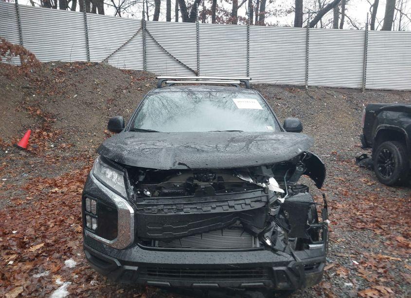 Photo 13 of 2024 Mitsubishi Outlander SPORT 2.0 ES /2.0 LE /2.0 RALLIART /2.0 S /2.0 SE /2.0 TRAIL EDITION /ES/LE/RALLIART/S/SE/TRAIL EDITION (VIN JA4ARUAU6RU004556)