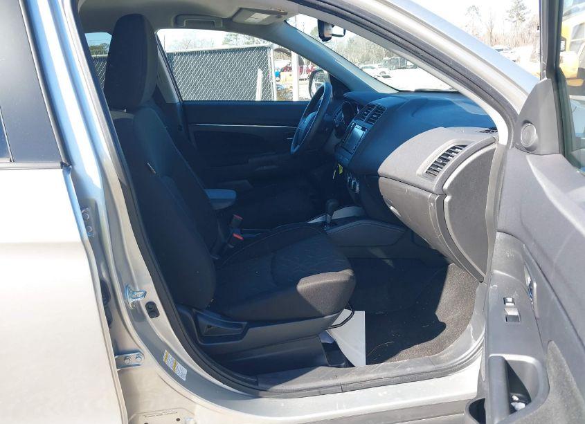 Photo 5 of 2024 Mitsubishi Outlander SPORT 2.0 ES AWC/2.0 LE AWC/2.0 RALLIART AWC/2.0 S AWC/2.0 SE AWC (VIN JA4ARUAU8RU009435)