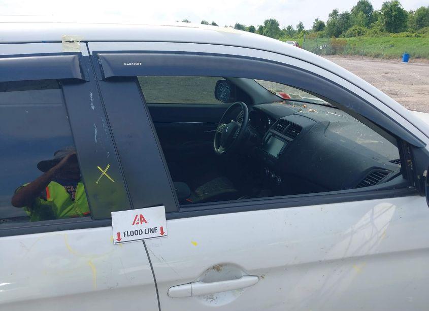 Photo 6 of 2021 Mitsubishi Outlander SPORT 2.0 BE AWC/2.0 ES AWC/2.0 LE AWC/2.0 SE AWC (VIN JA4ARUAU9MU031601)