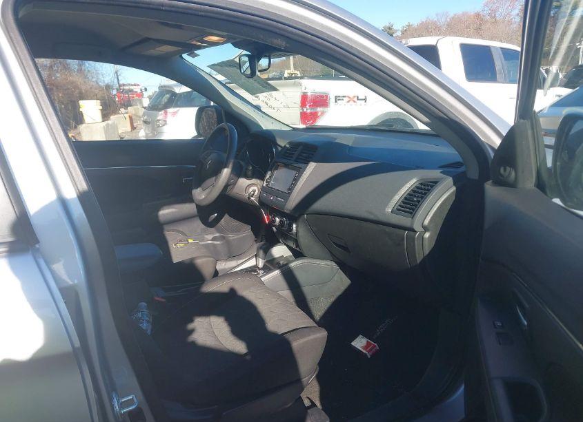 Photo 5 of 2021 Mitsubishi Outlander SPORT 2.0 BE /2.0 ES /2.0 LE /2.0 SE (VIN JA4ARUAU9MU035552)