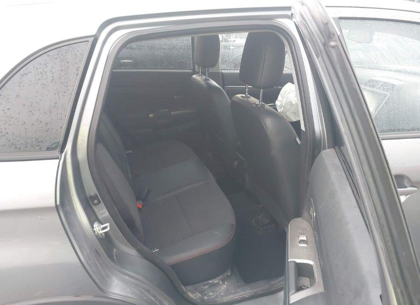 Photo 8 of 2022 Mitsubishi Outlander SPORT 2.0 SE (VIN JA4ARUAU9NU000575)