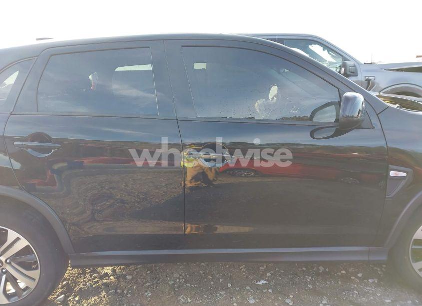 Photo 14 of 2023 Mitsubishi Outlander SPORT (VIN JA4ARUAU9PU002314)