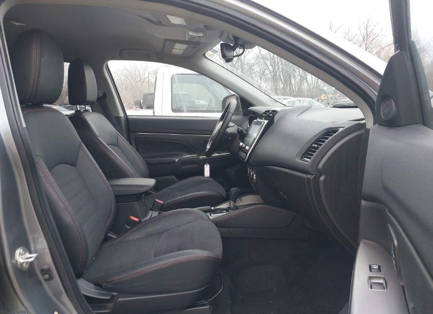 Photo 5 of 2023 Mitsubishi Outlander SPORT 2.0 ES AWC/2.0 LE AWC/2.0 RALLIART AWC/2.0 S AWC/2.0 SE AWC (VIN JA4ARUAU9PU016049)