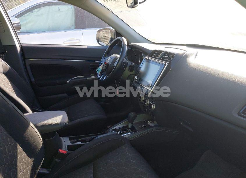 Photo 5 of 2021 Mitsubishi Outlander SPORT 2.0 BE /2.0 ES /2.0 LE /2.0 SE (VIN JA4ARUAUXMU017724)