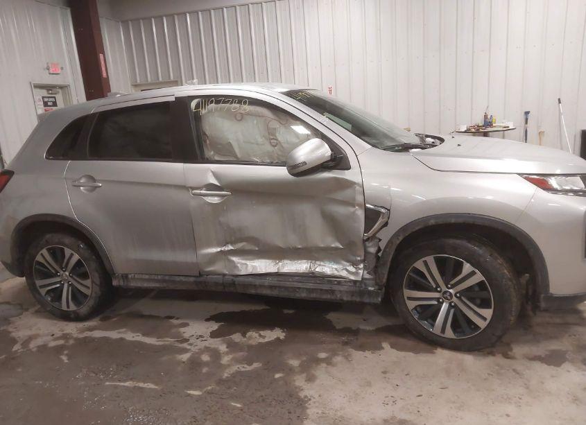 Photo 6 of 2021 Mitsubishi Outlander SPORT 2.0 BE AWC/2.0 ES AWC/2.0 LE AWC/2.0 SE AWC (VIN JA4ARUAUXMU018162)