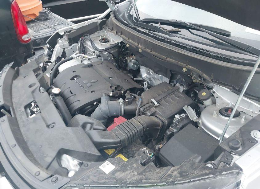 Photo 10 of 2023 Mitsubishi Outlander SPORT 2.0 SE AWC (VIN JA4ARUAUXPU007876)