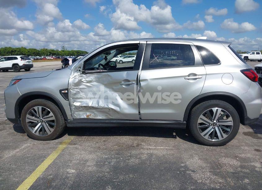 Photo 14 of 2024 Mitsubishi Outlander SPORT (VIN JA4ARUAUXRU009159)