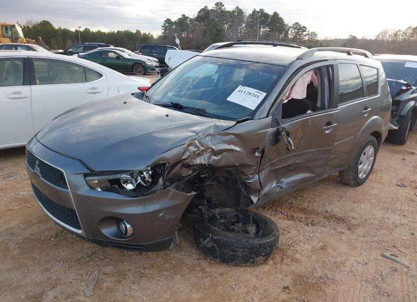 Photo 2 of 2011 Mitsubishi Outlander ES (VIN JA4AS2AW0BU016881)