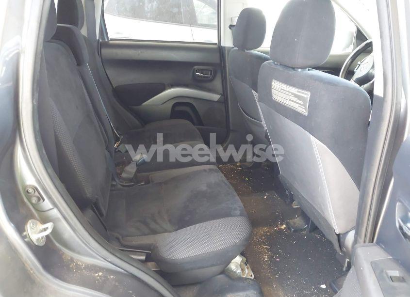 Photo 8 of 2011 Mitsubishi Outlander ES (VIN JA4AS2AW3BU036686)