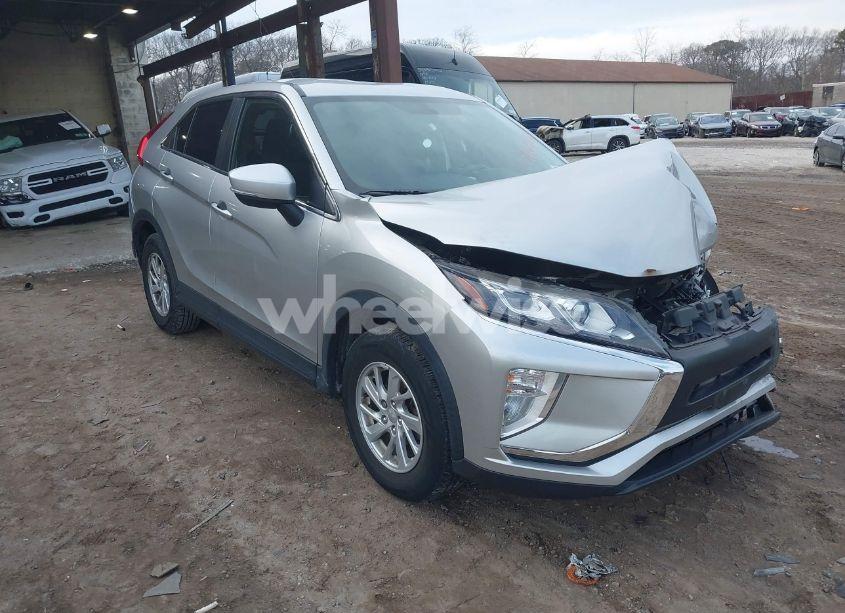 2018 Mitsubishi Eclipse CROSS ES (VIN JA4AS3AA1JZ066717) main photo