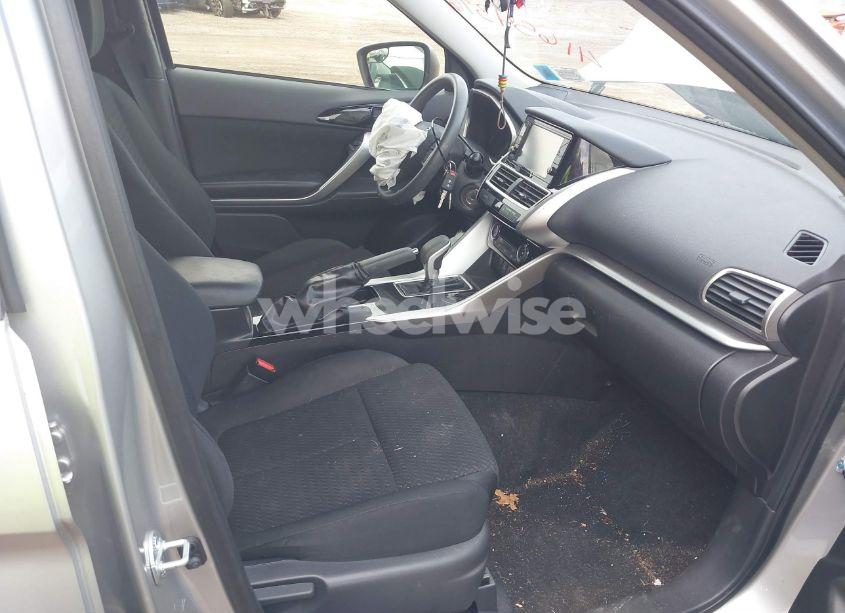 Photo 5 of 2018 Mitsubishi Eclipse CROSS ES (VIN JA4AS3AA1JZ066717)