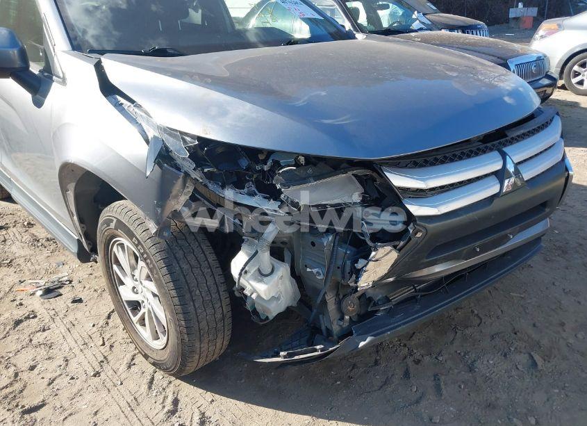 Photo 6 of 2019 Mitsubishi Eclipse CROSS ES (VIN JA4AS3AA4KZ048102)