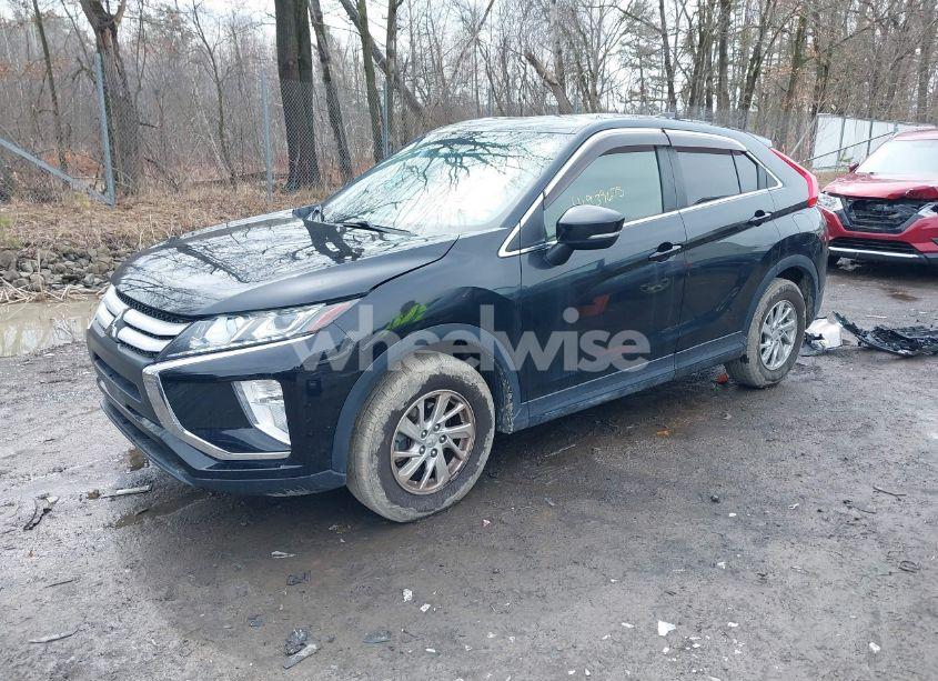 Photo 2 of 2018 Mitsubishi Eclipse CROSS ES (VIN JA4AS3AA9JZ066240)
