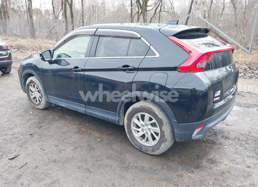 Photo 3 of 2018 Mitsubishi Eclipse CROSS ES (VIN JA4AS3AA9JZ066240)